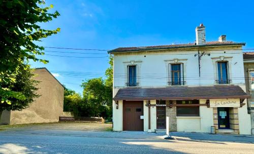 Viesnīcas āriene, 104 Studio Immeuble Persévérance (104 Studio Immeuble Perseverance) in Conflans-en-Jarnisy
