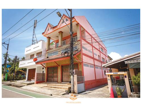 The Crystal Ranong Full House