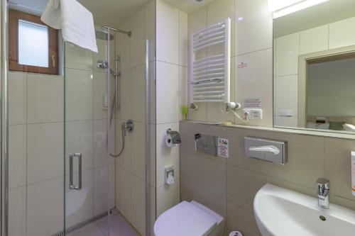 Wellness Hotel Peras - Tap to explore photos