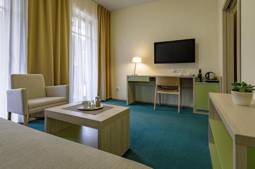 Peras Wellness Hotel - image 8