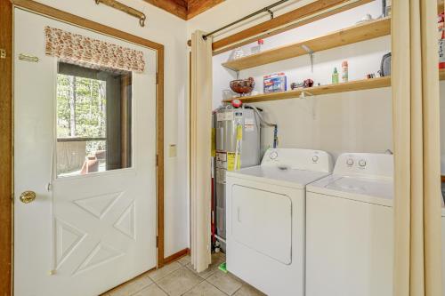 Creekside Cabin with Deck by Hiking Trails and Fishing