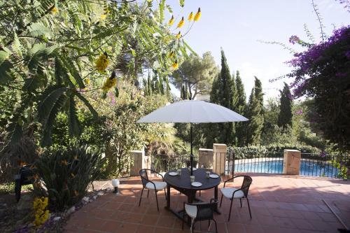 Villa room in Casa Nana by Aguilarent