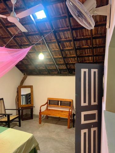 Pepper House Weligama- Room White Pepper- AC - image 5