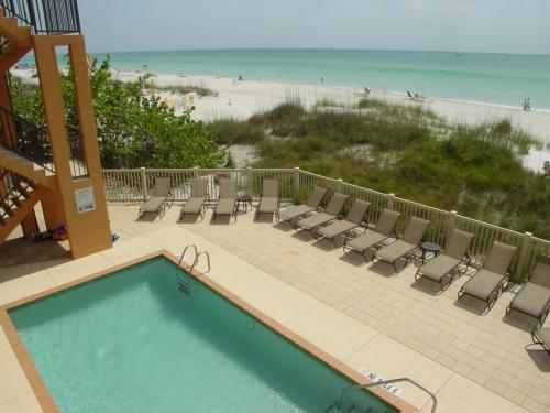 Sea La Vie at Bradenton Beach Club Unit C in Bradenton Beach, USA