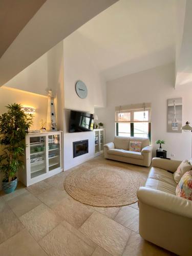 GoldBeach House in Pataias
