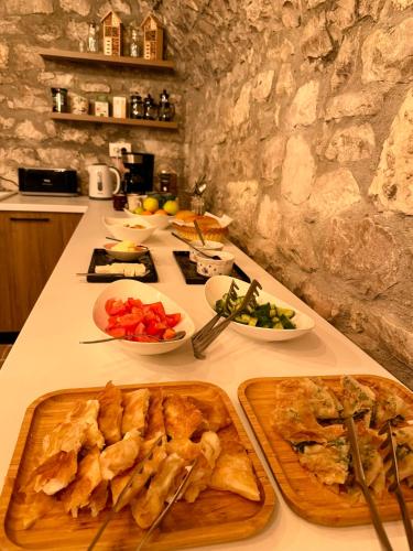Helin's Hostel by Backpackers in Berat