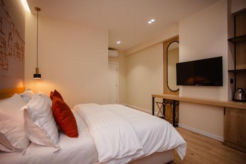 Triple Room with Bathroom image 10