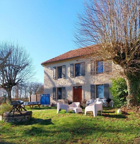 Gîte Pouget gîte à louer Labarrère