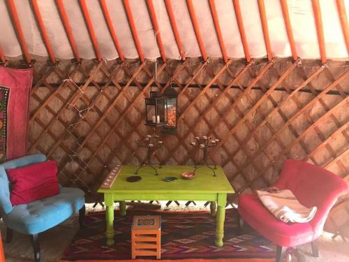 Facilities, Yourte de la bas in Challes-les-Eaux