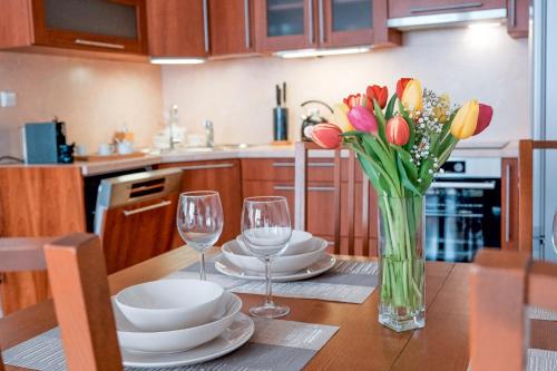 Apartmán u METRA, 4 hosté, parking free, blízko O2 arena, Prague (photo 5)