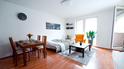 Apartmán u METRA, 4 hosté, parking free, blízko O2 arena, Prague (photo 7)
