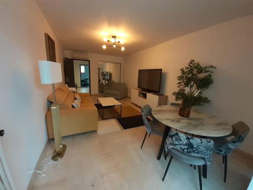 Bel appartement à côté des plages 2 à 5 Personnes