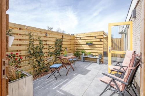 Balcony/terrace, Bed en Bike Strunen op Texel in Den Burg
