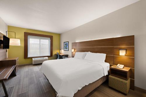 Holiday Inn Express Hotel & Suites Limon I-70/Exit 359, an IHG Hotel in Limon, USA