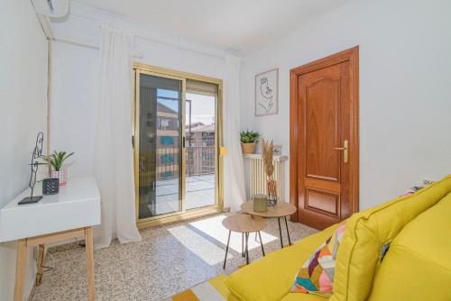 Avenida del Sur Retreat con Terraza, Granada