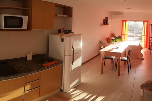Studio Apartment image 3