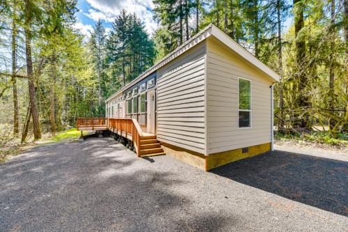 Hoodsport Vacation Rental w/ Private Lake Access! in Hoodsport (WA)