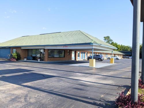 Gateway Inn in 湖城