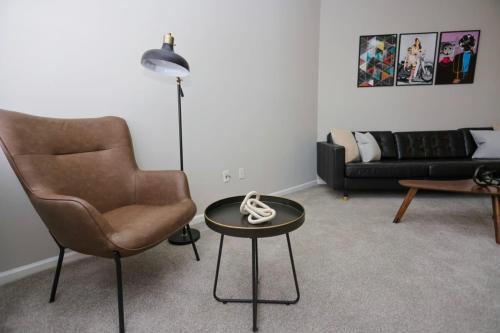 Comfortable Apartment with Pool Gym & other Amenities #2306 in Woburn, USA