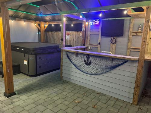 Cape Cod Cottage, near Beach, Hot Tub, AC, Dog Friendly - Tap to explore photos