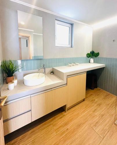 Cosy apartment with Great Views Cosy apartment with Great Views