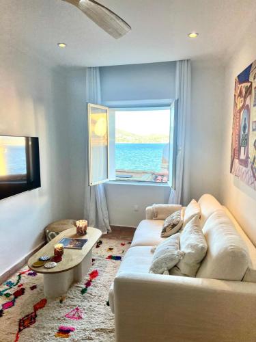 Apartment with SEA VIEW in St Tropez - La Ponche - Location saisonnière - Saint-Tropez