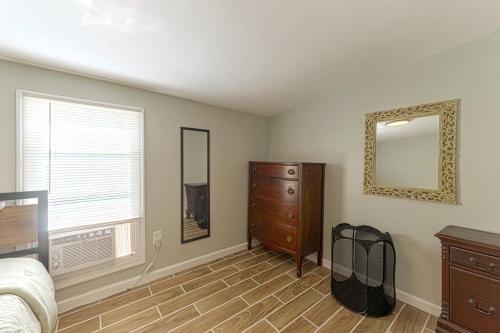 Grants Sun & Sand Suite #2 in Wildwood, USA