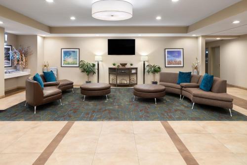 Candlewood Suites Philadelphia - Airport Area, an IHG Hotel