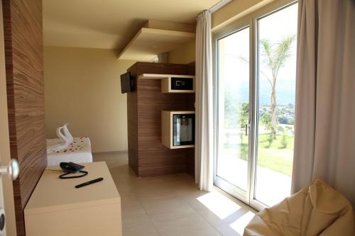 Blue Bay Resort - image 2