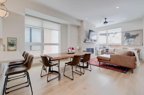 4th Street Crossing 330D - Hygge House by Great Western Lodging in Silverthorne, USA