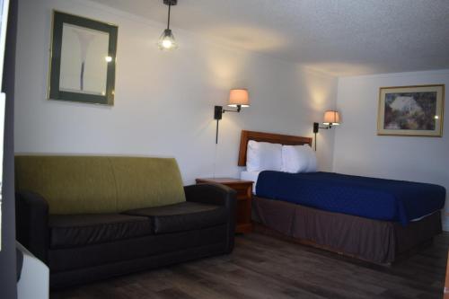 Knights Inn Farmington Hills in Farmington Hills, USA