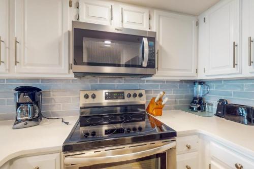 One Seagrove Place 0206