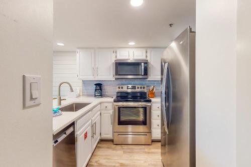 One Seagrove Place 0206
