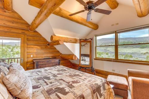 Spacious Rifle Cabin with Deck and Mountain Views!