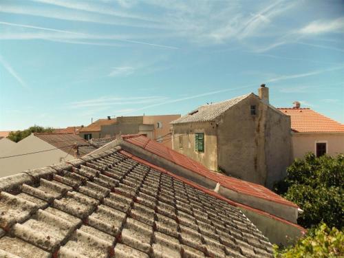  Apartments Frane in Novalja