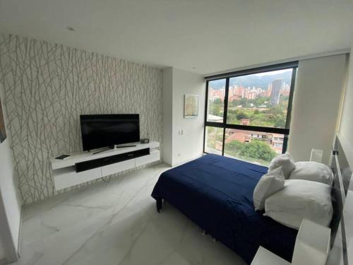Luxury apt! Guest friendly! Great location! Jacuzzi, Gym, Security!, Medellín (foto 9)