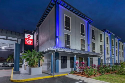 Best Western Plus Bradenton Gateway Hotel