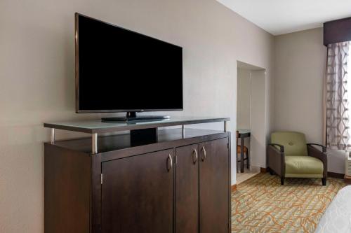 Best Western Plus Bradenton Gateway Hotel