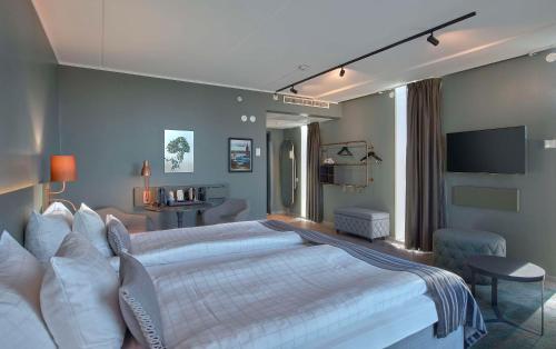 Master Suite with City View