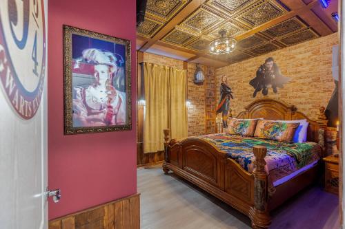 Thematic House with Private Pool and Game Room