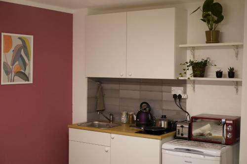 Zen Den Studio #2, London (photo 6)
