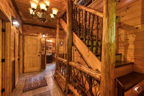 Your DREAM ski chalet! Minutes to Whiteface! in Wilmington, USA