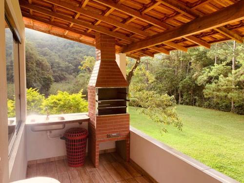 Casa com Lareira - Casa Mia Dersu in Silva Jardim