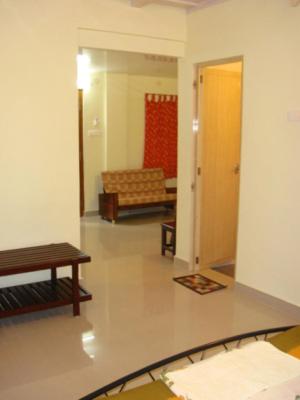 Palm Grove Service Villa