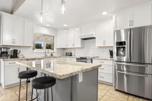 The Dava: Free Heated Pool & Putting Green, Tempe (photo 9)