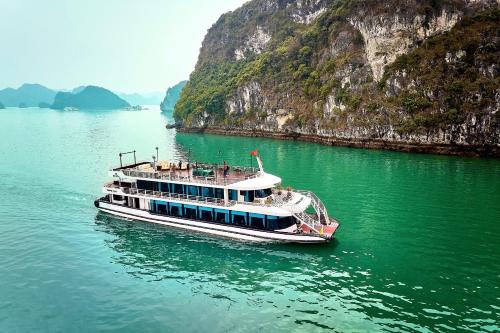 Ha Long Bay 1 Day 5 star