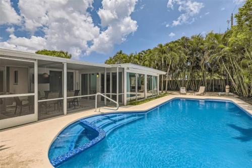 Cozy House Lauderdale By the Sea in Fort Lauderdale, USA