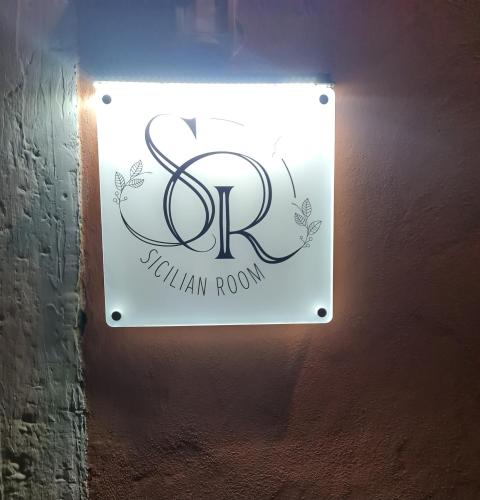 Sicilian Room, Katánie