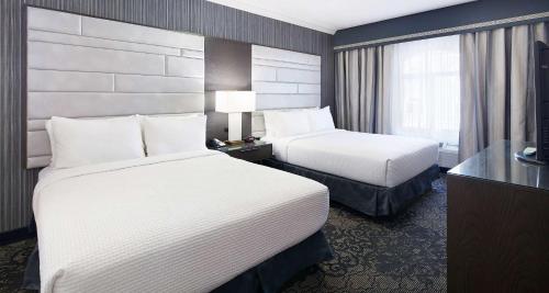 Best Western Plus Abbey Inn - image 11