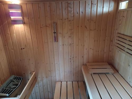 Sauna, Bé-La Vendégház (Be-La Vendeghaz) in Szomolya